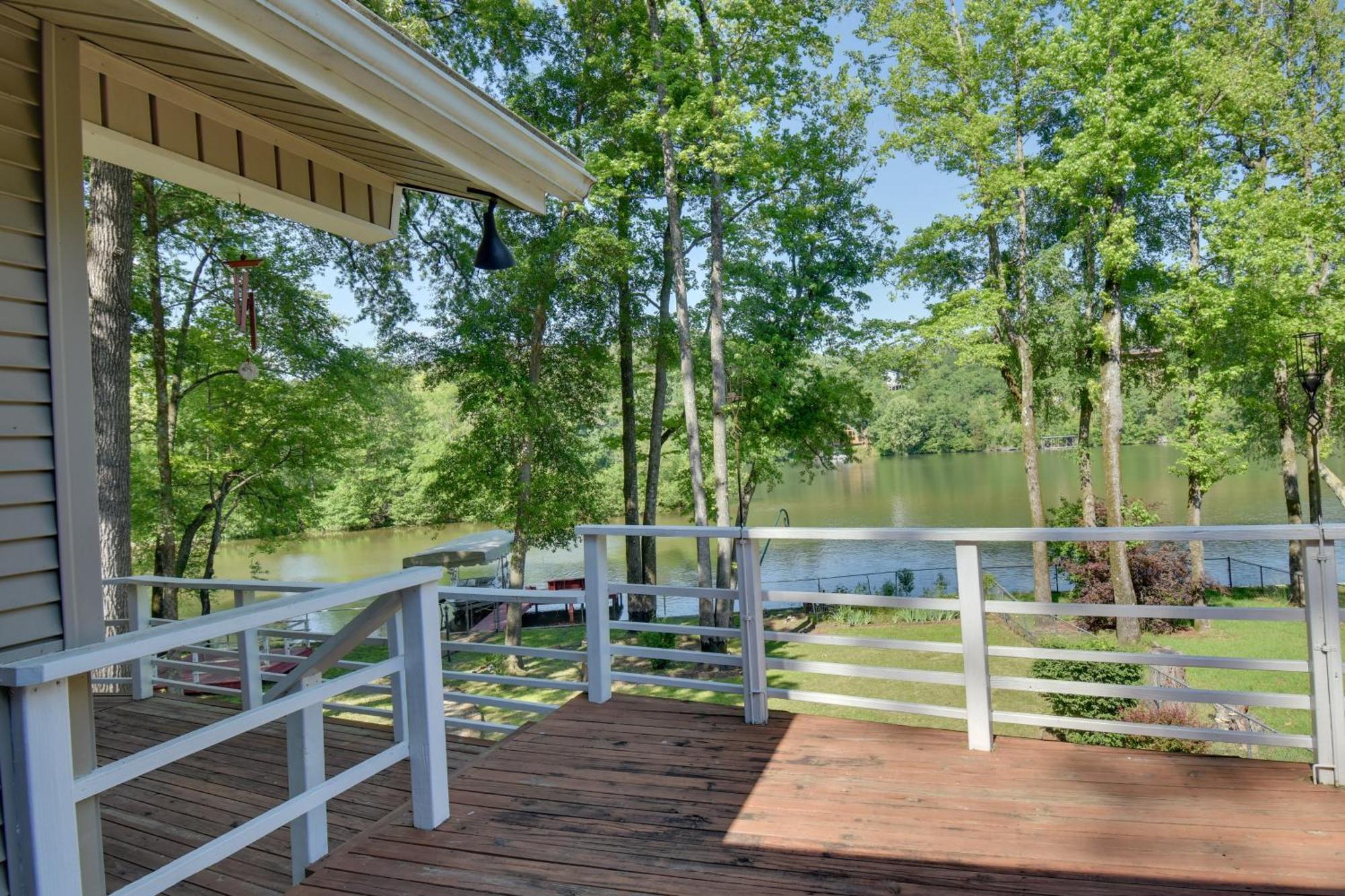 Lakefront Retreat With Deck, Dock And Resort Amenities Hot Springs Ngoại thất bức ảnh